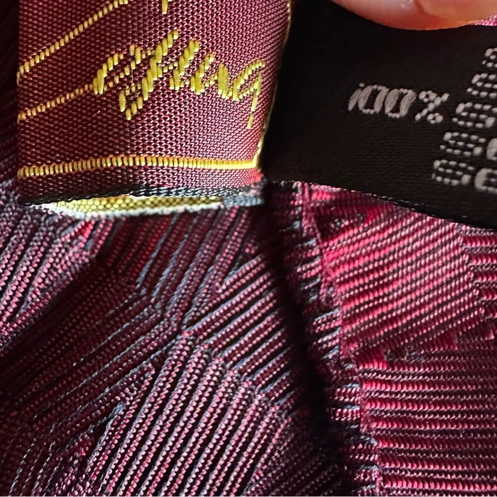 Tino Cojura - Vintage Red‎ Lightweight Scarf with Soft Texture